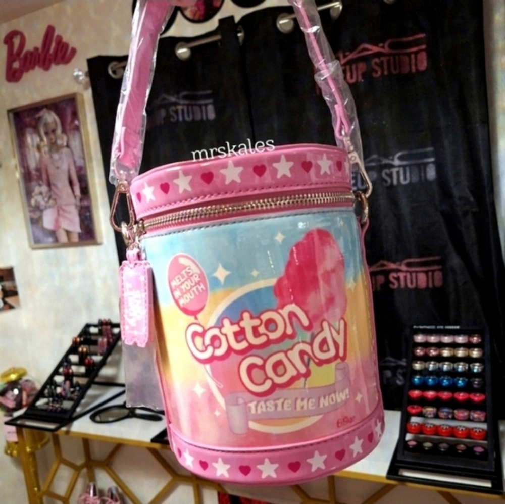 Cotton Candy Bucket Crossbody Bag - Picture 7 of 12